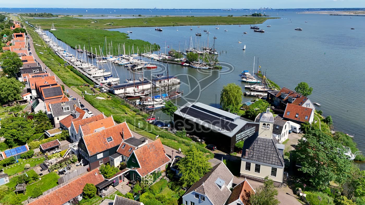 Jachthaven bij Durgerdam met zeilboten