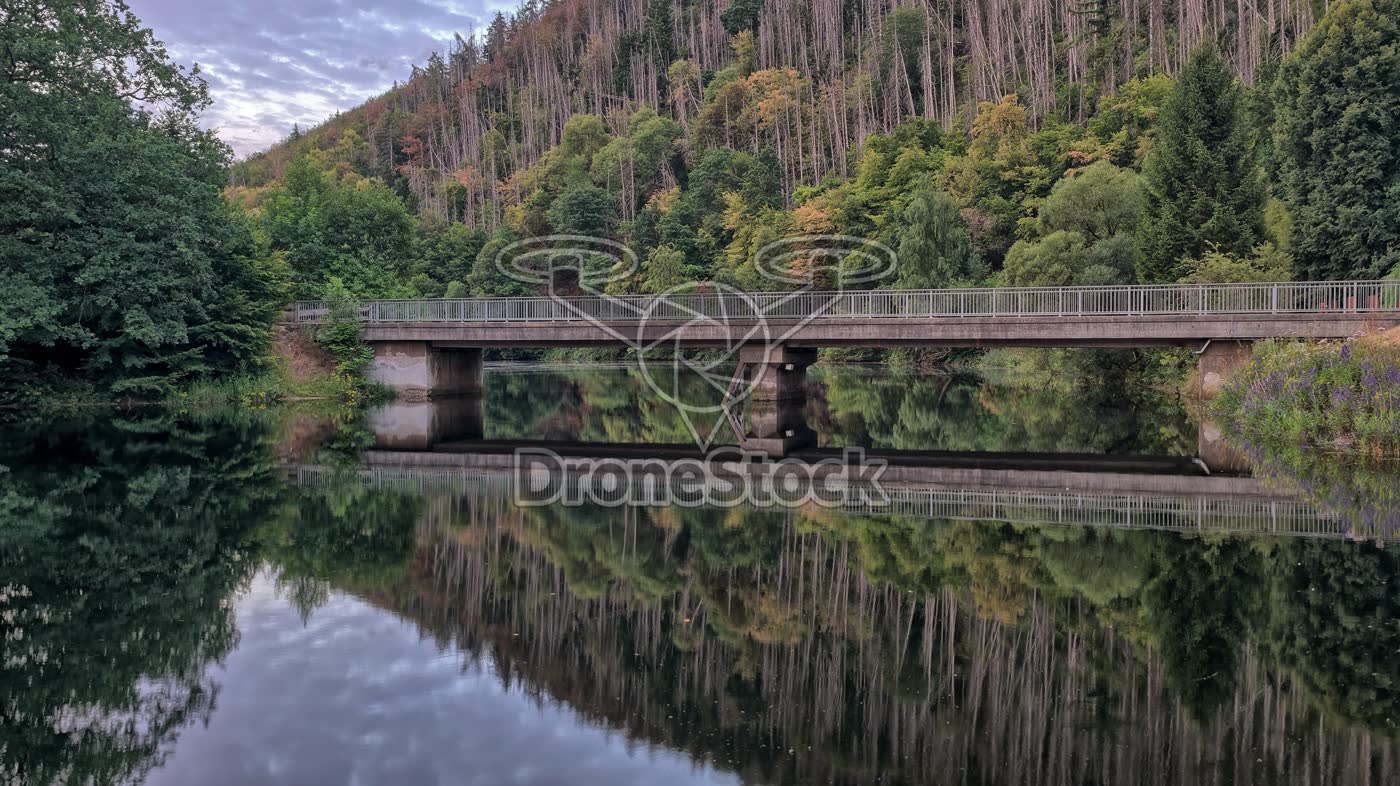 Zonsopkomst boven de Rursee in de Eifel, Duitsland 4