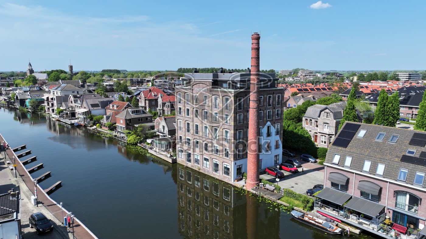 Phoenix-gebouw bij Oude Rijn