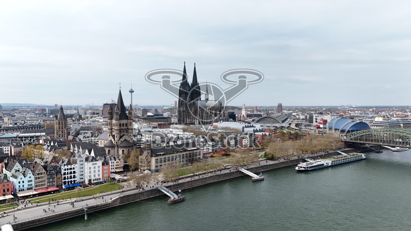 Kölner Dom aan de Rijn