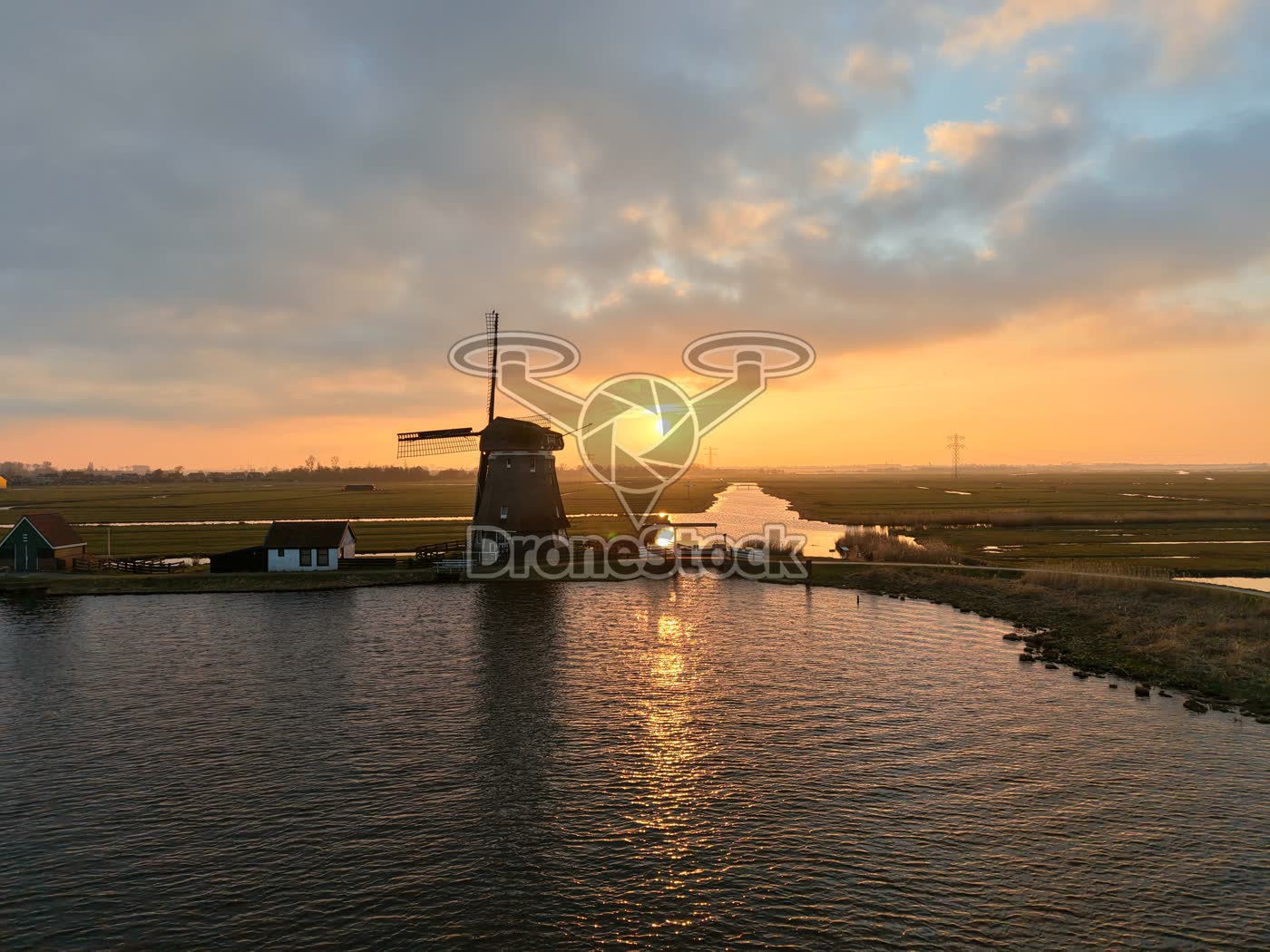 Poldermolen De Woudaap bij Krommeniedijk 4