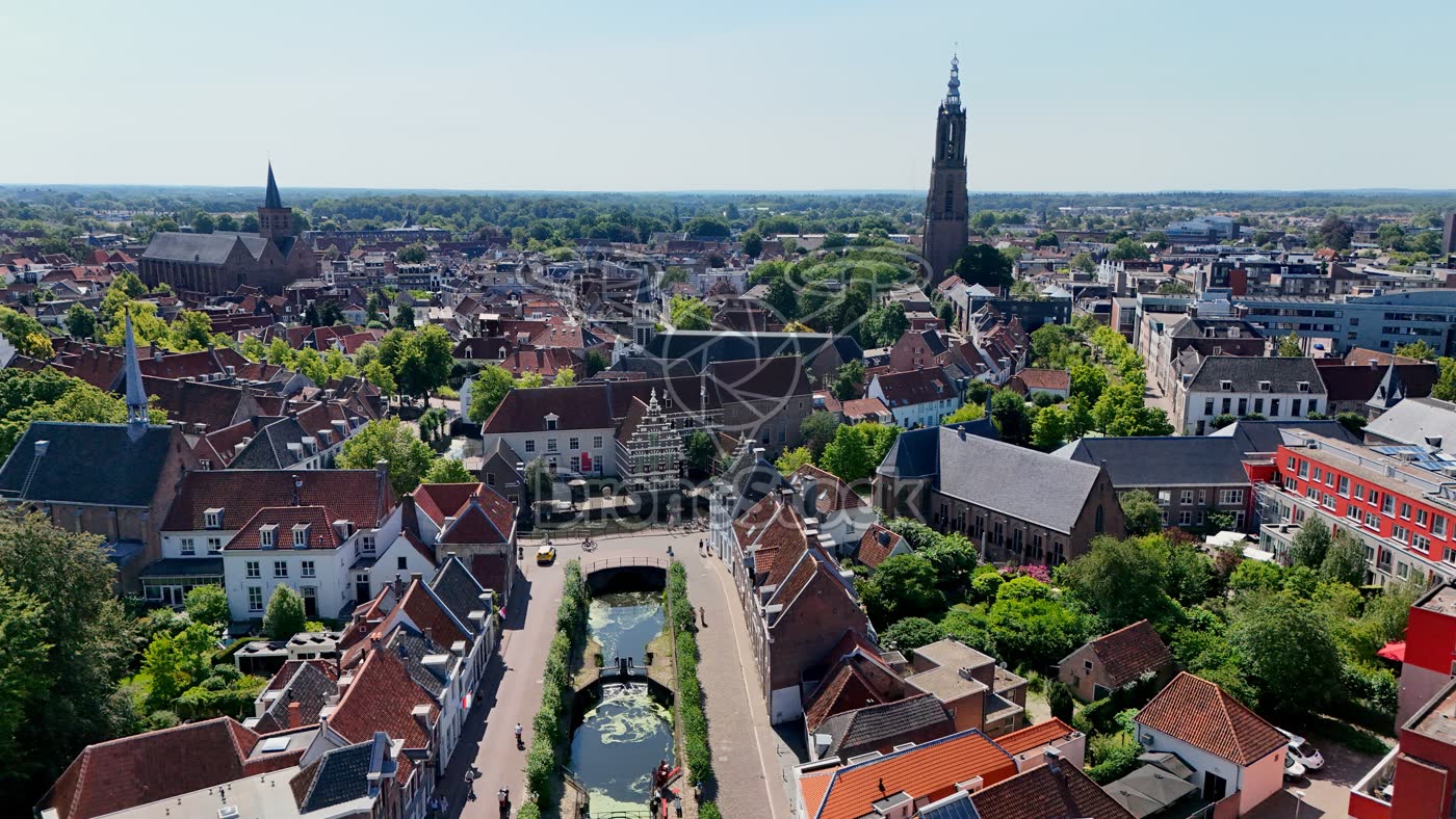 Amersfoort binnenstad met kerktoren