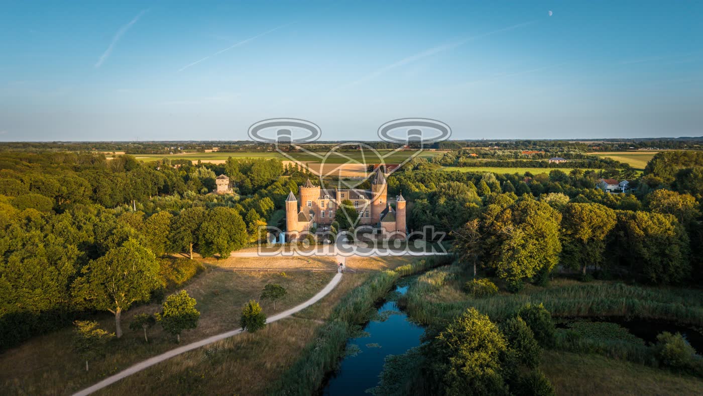 Zonsondergang bij Kasteel Westhove.