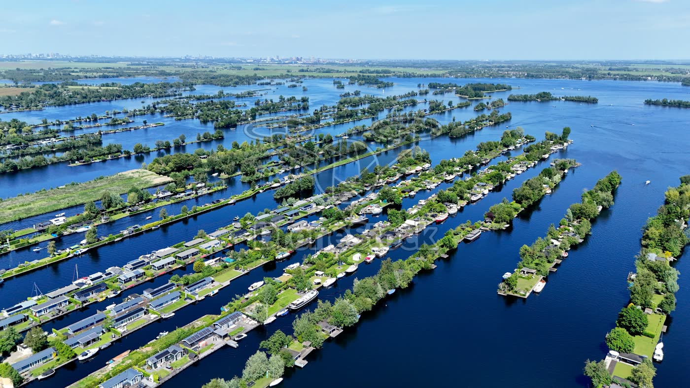 Eilanden bij Vinkeveense Plassen