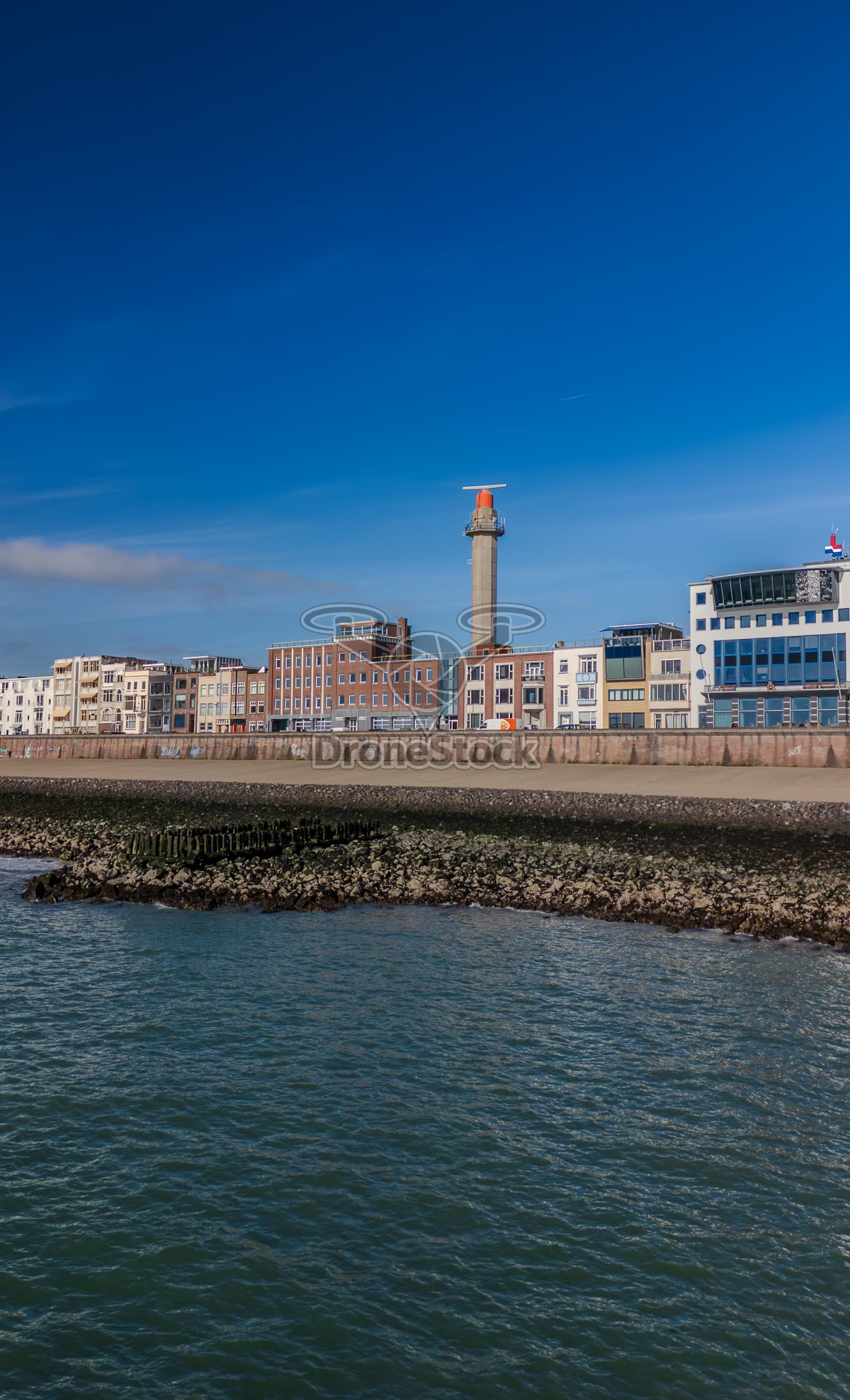 Verticale luchtfoto van de Boulevard de Ruyter in Vlissingen