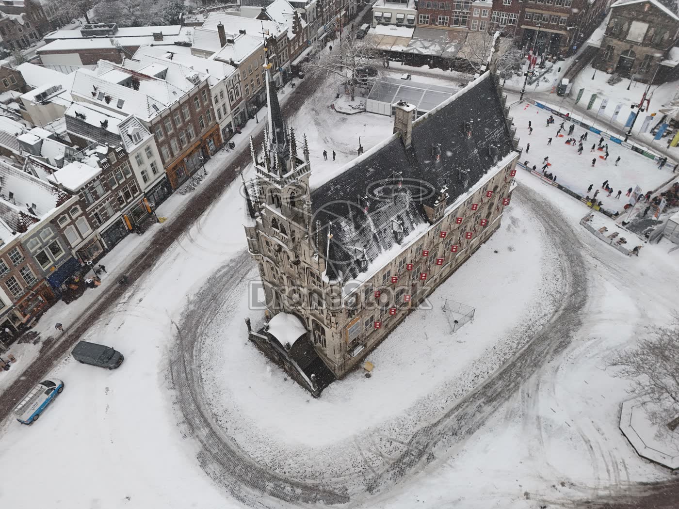 Stadhuis Gouda in de sneeuw