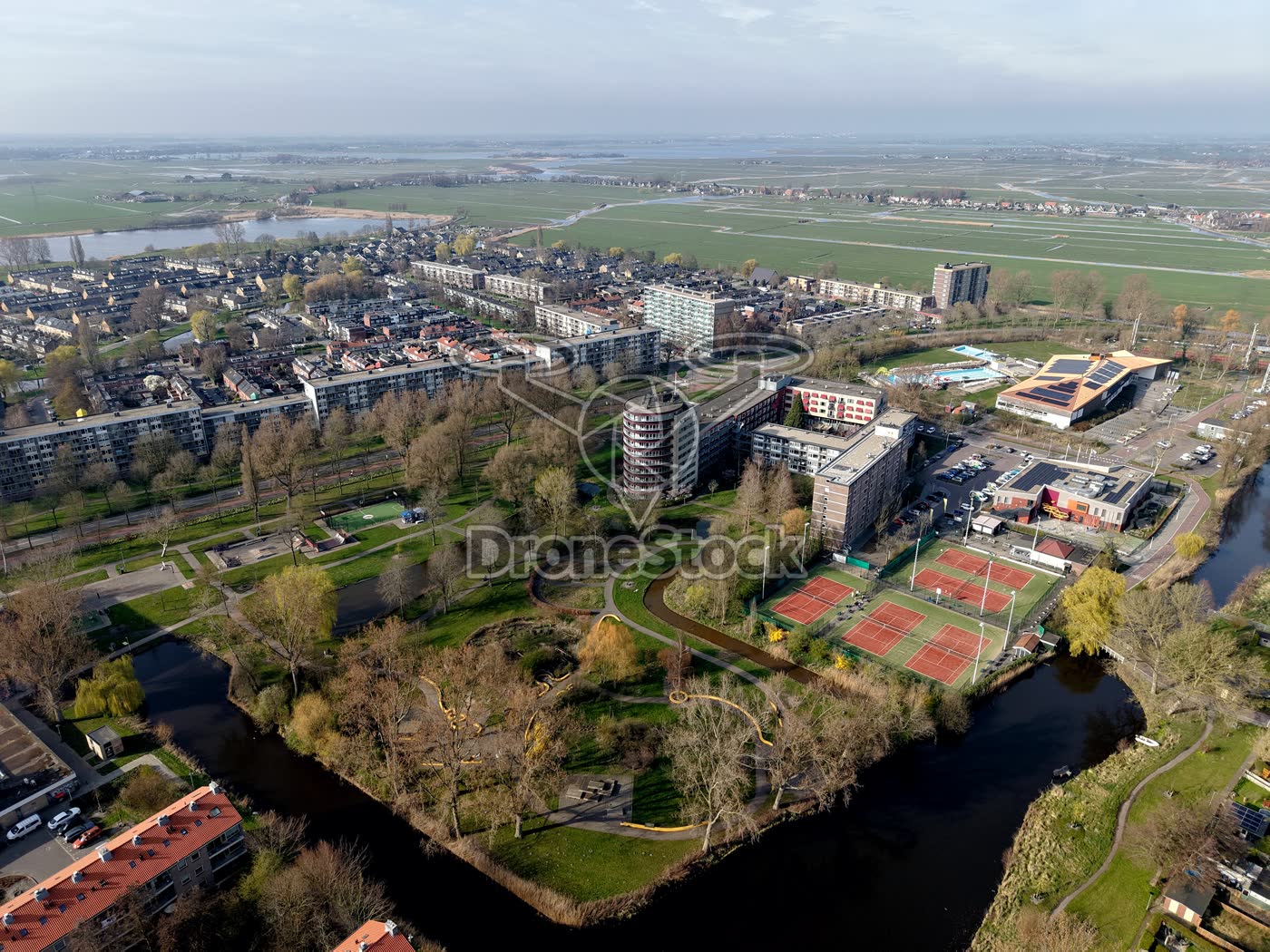 Rosariumpark en tennisvereniging "de Cromme Bal" Krommenie