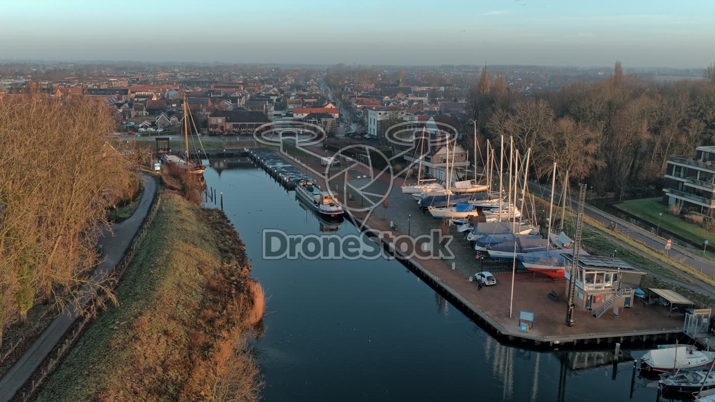 Numansdorp jachthaven en kade