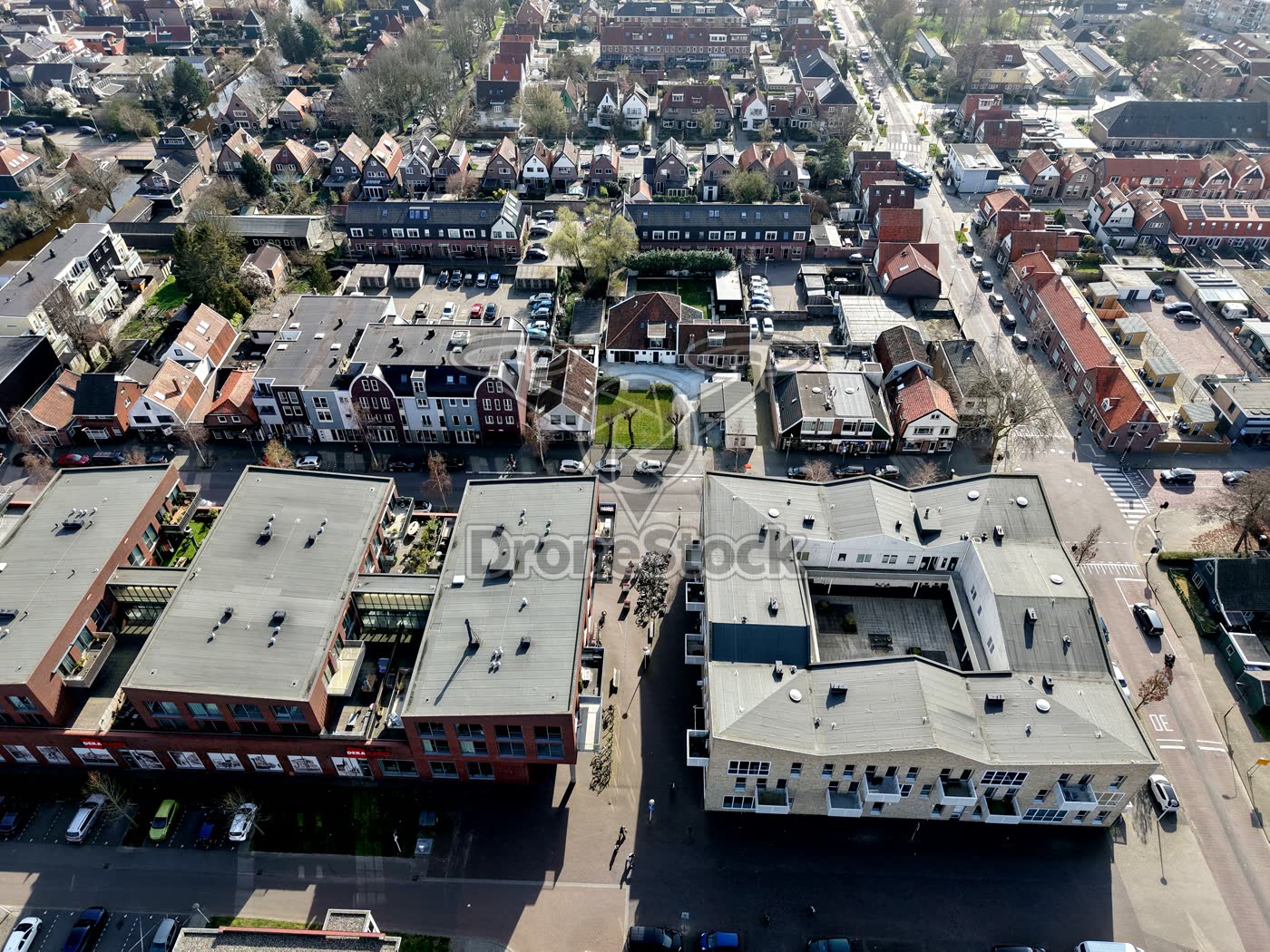 Rijtjeshuizen en appartementen in Krommenie