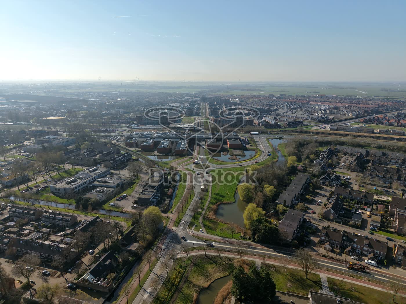 Trias VMBO en woonwijk in Krommenie