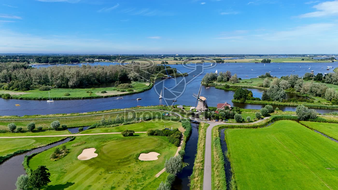 Windmolen bij Warmond 2