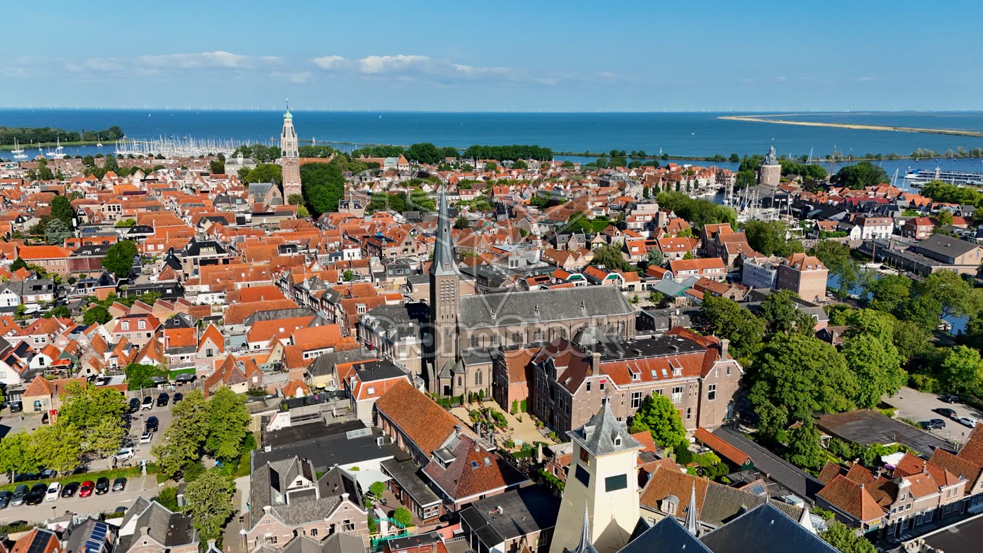 Dromedaris en Westerkerk, Enkhuizen