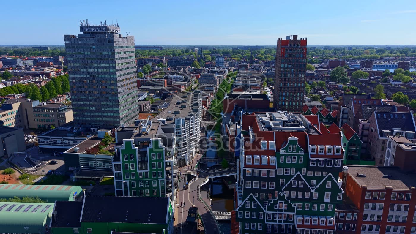 Saentoren met Robidus-kantoor in Zaandam 2
