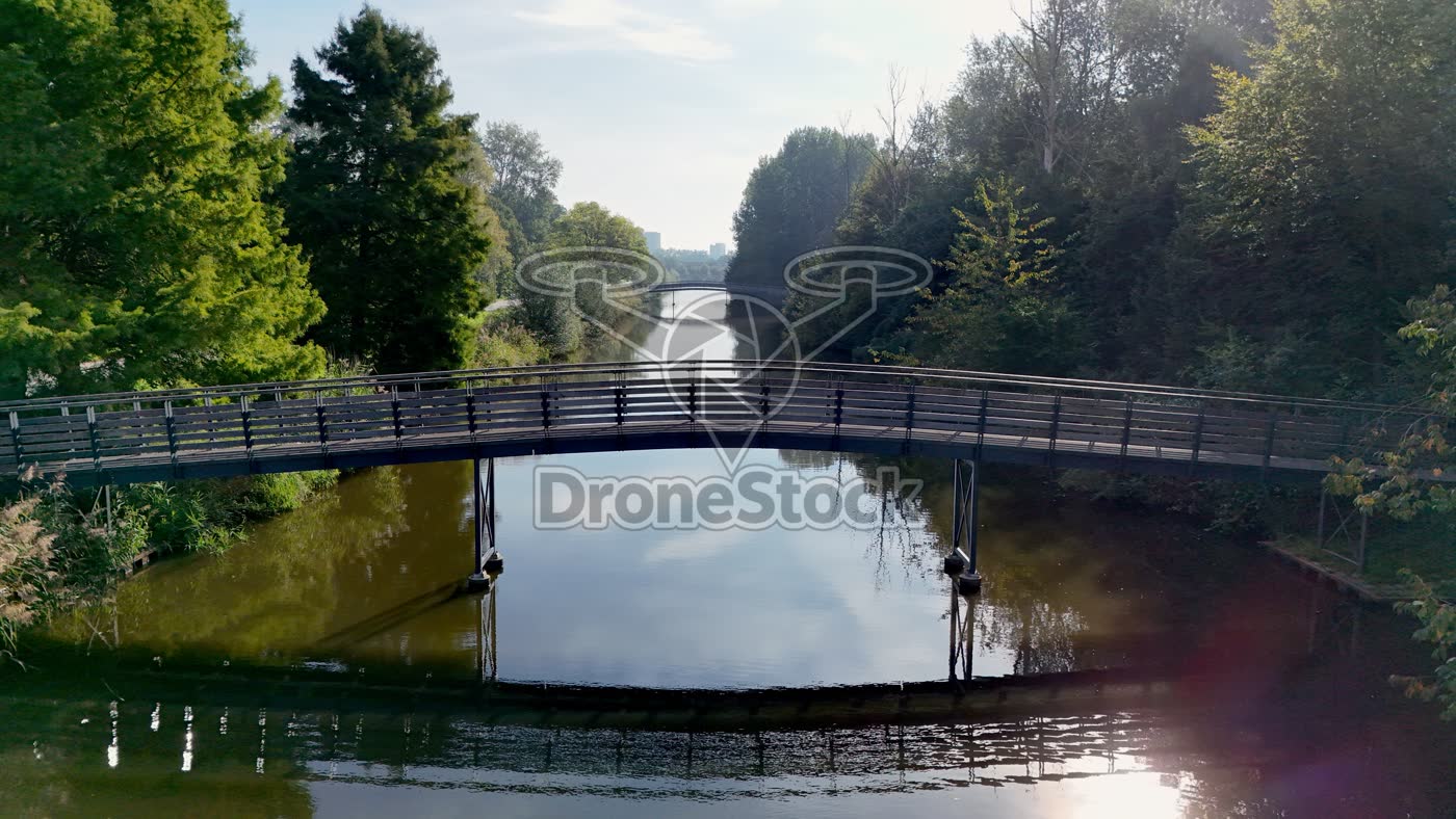 Almere - Stad brug in Beatrixpark