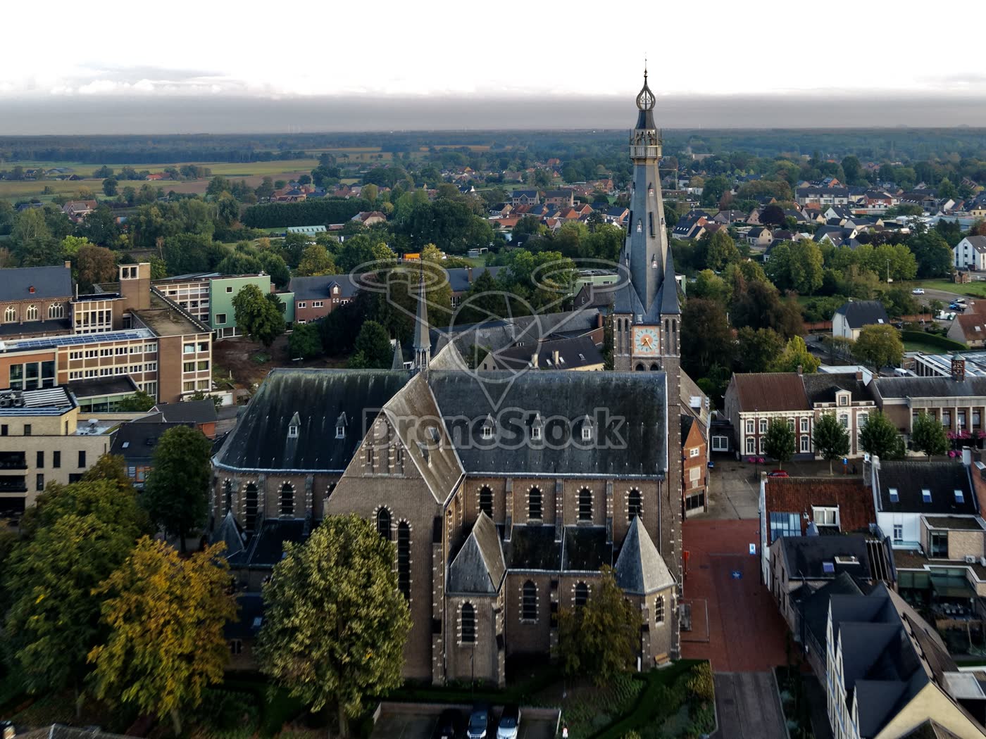 Sint-Laurentiuskerk Hamont 1