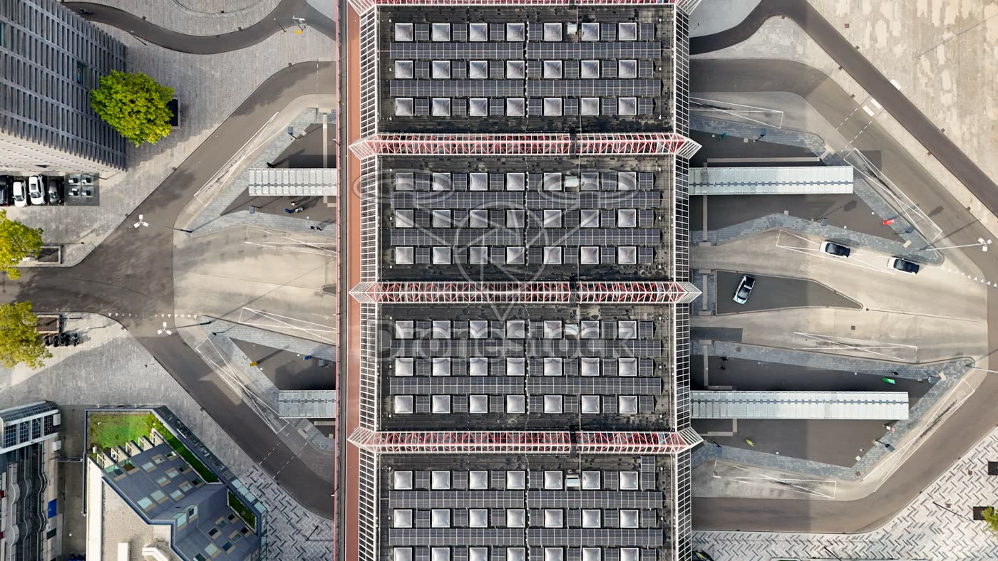 Station Almere Centrum van boven