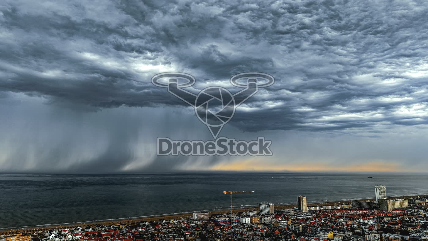 Een tropische zomerdag die eindigde met supercells