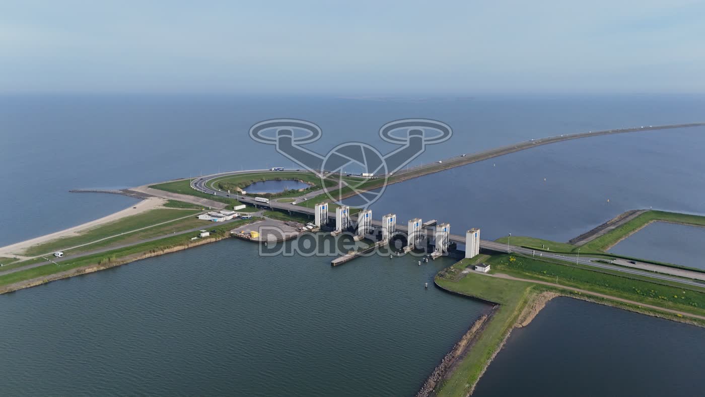 Houtribsluizen bij Lelystad 2