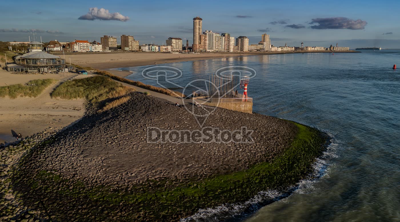 Nolledijk met het Windorgel en uitkijkpunt boven de zee in Vlissingen