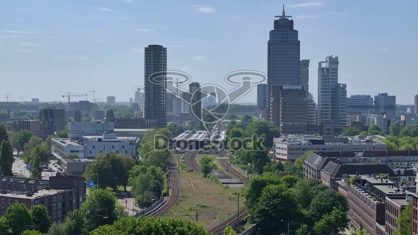 Wibautstraat richting Amstelstation en Rembrandt Tower 6