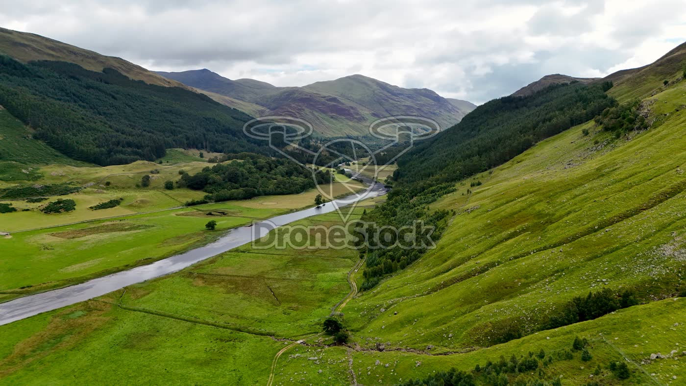 Glen Lyon vallei met rivier