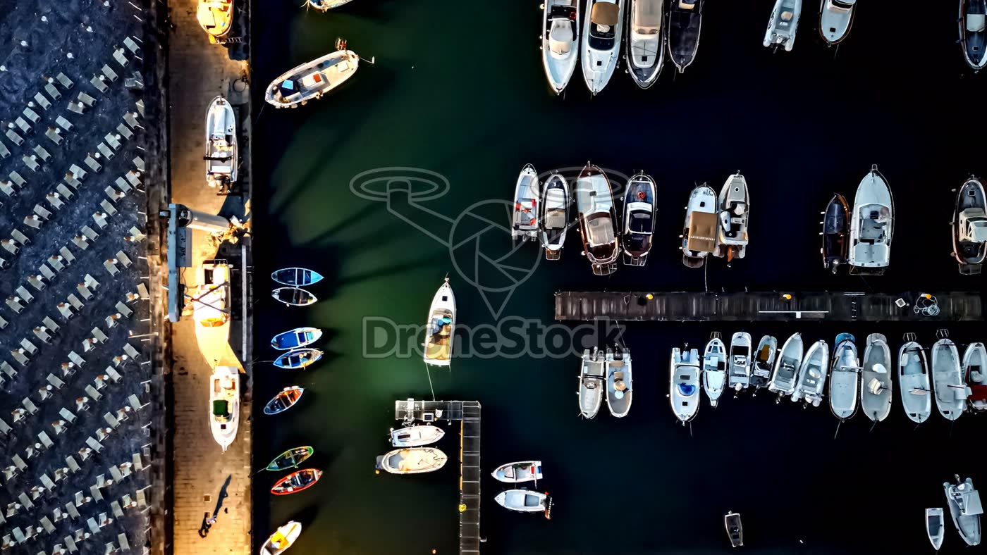 Jachthaven en strand Vico Equense Italië