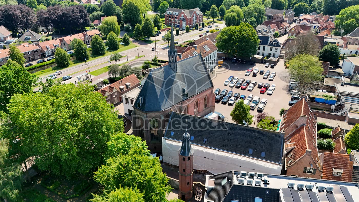 Catharinuskapel met Linnaeus Toren