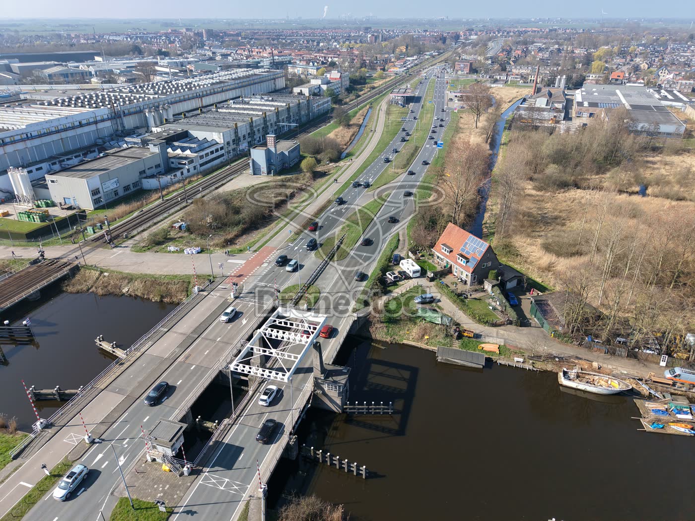 Weg langs Forbo in Krommenie