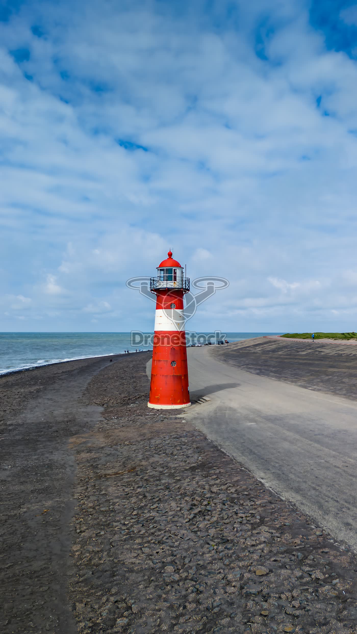 Vuurtoren Noorderhoofd op de dijk van Westkapelle