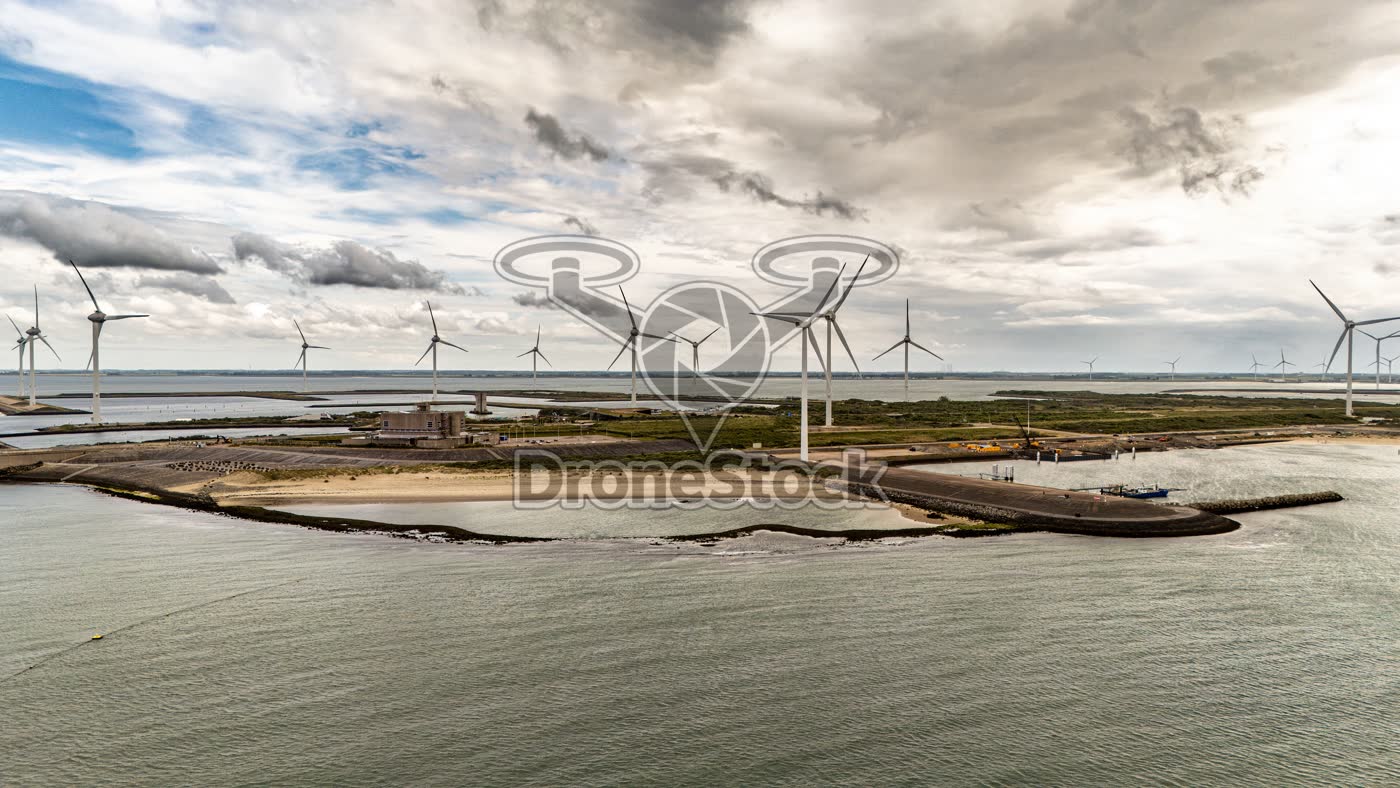 Windmolens bij Vrouwenpolder 4