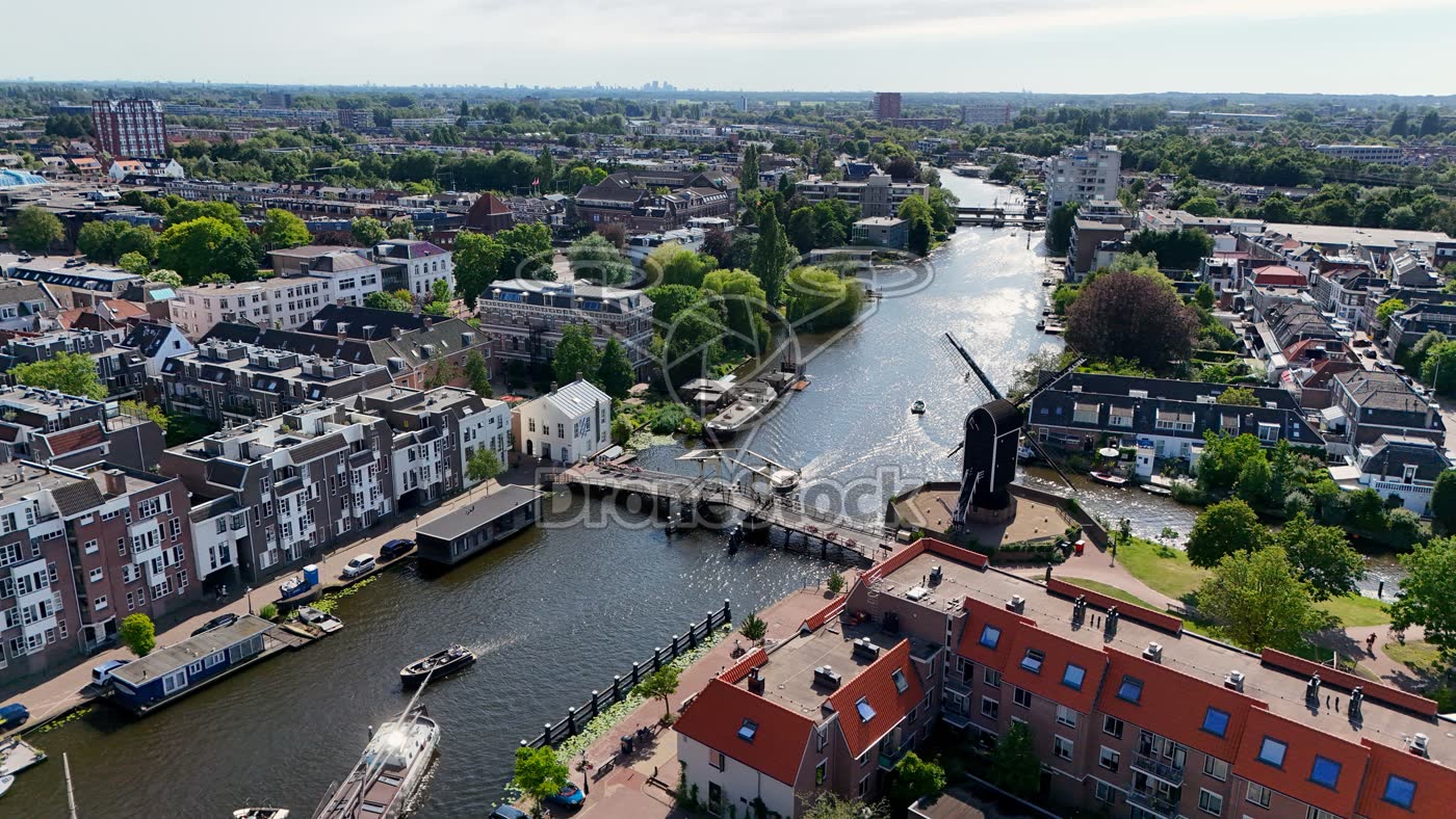 Molen de Put bij Leidse gracht