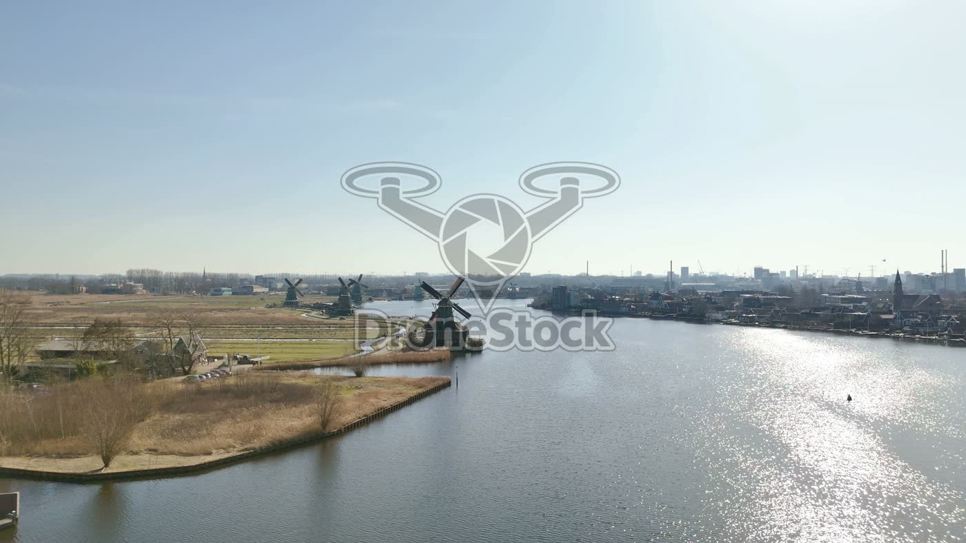 Oliemolen De Bonte Hen aan de Zaanse Schans 2