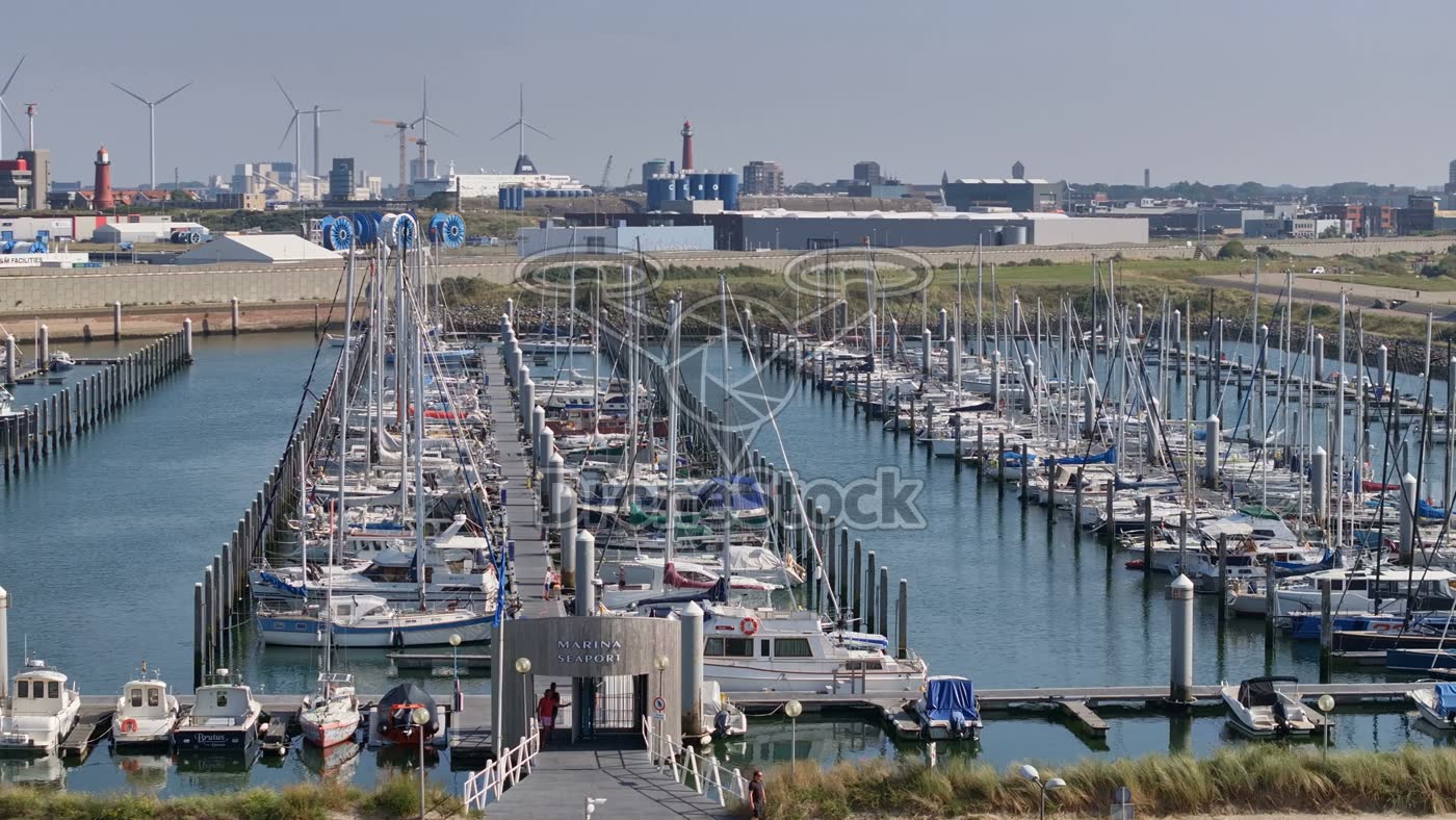 Marina Seaport IJmuiden met havengebied 2