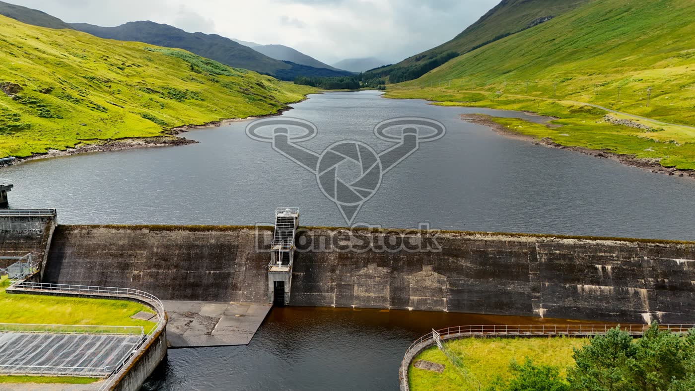 Stronuich Dam bij Glen Lyon 2