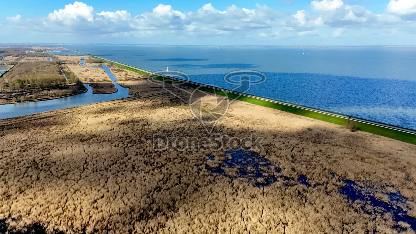 Dijk bij Markermeer Almere