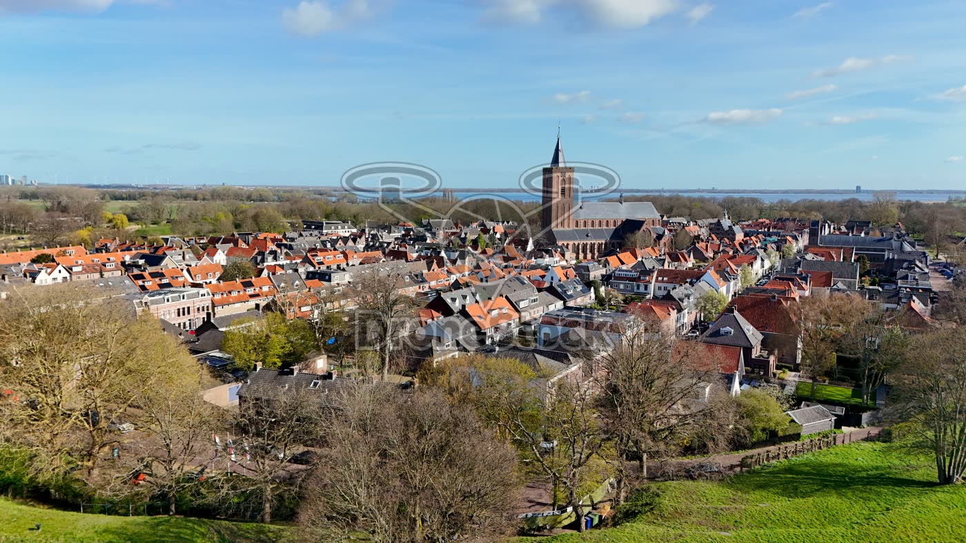 Naarden Vesting met kerk en daken