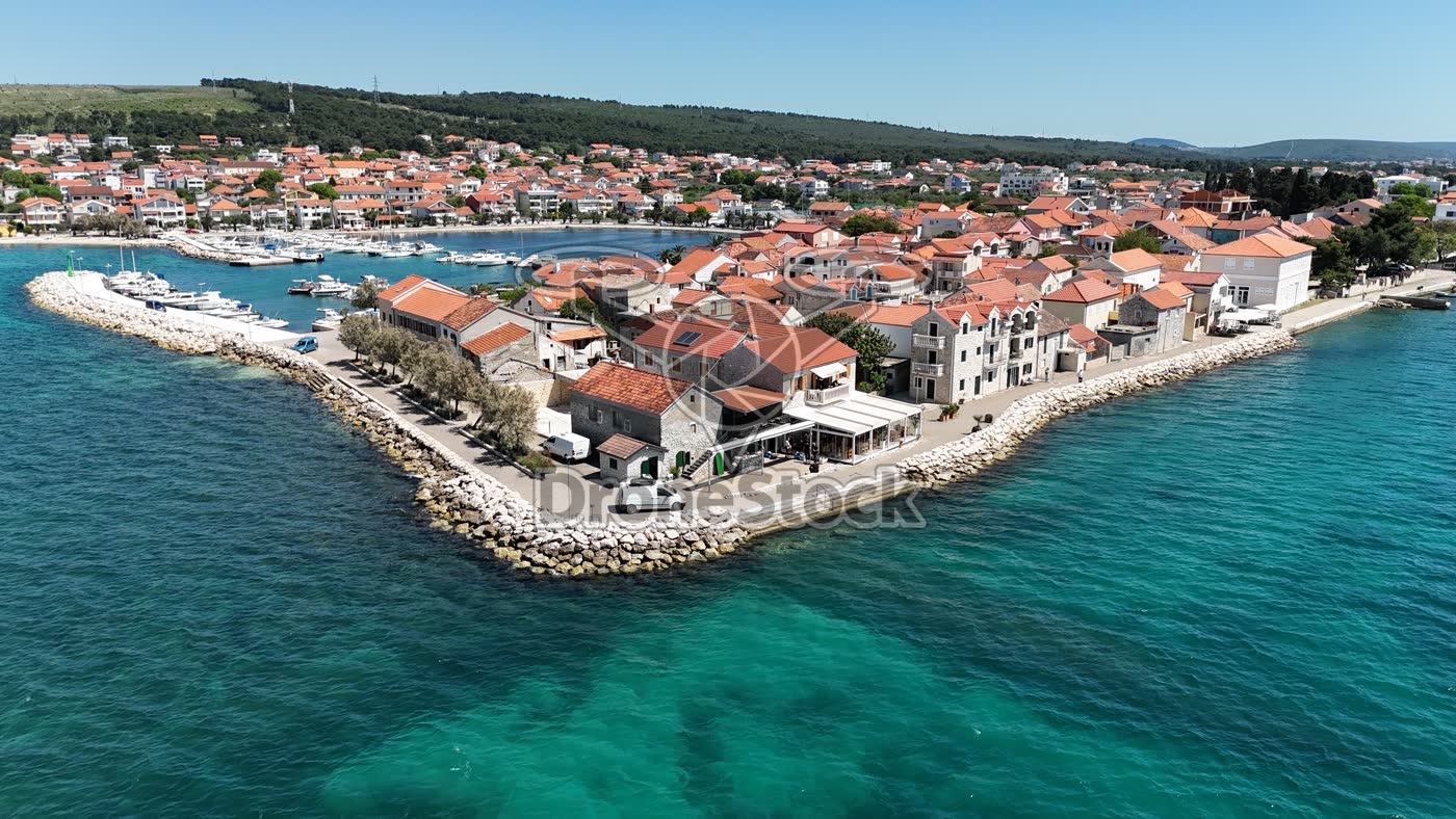 Bibinje kustdorp en kleine jachthaven