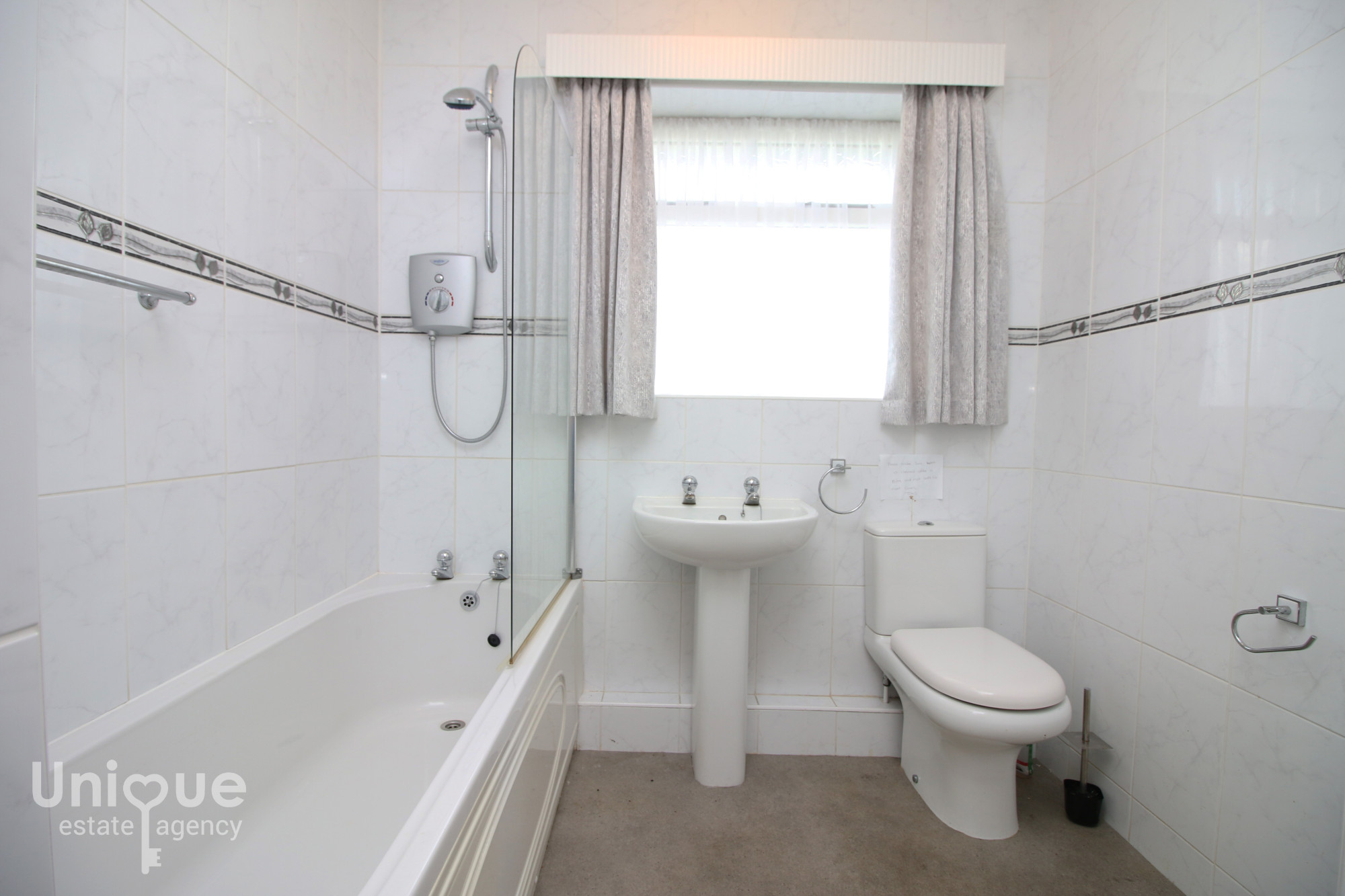 2 Bed Bungalow The Strand Fleetwood FY7 Unique Estate Agency