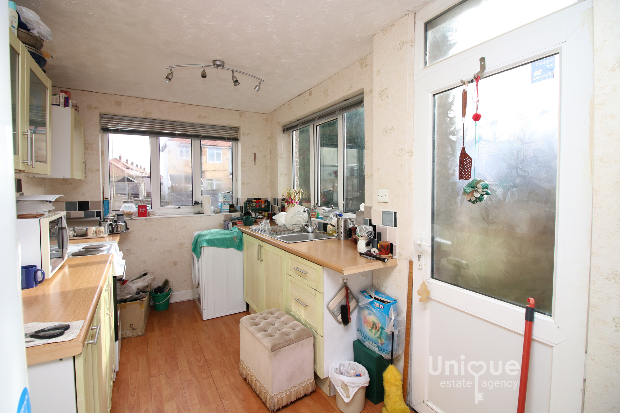 2 Bed End of terrace Coniston Avenue ThorntonCleveleys FY5 Unique Estate Agency