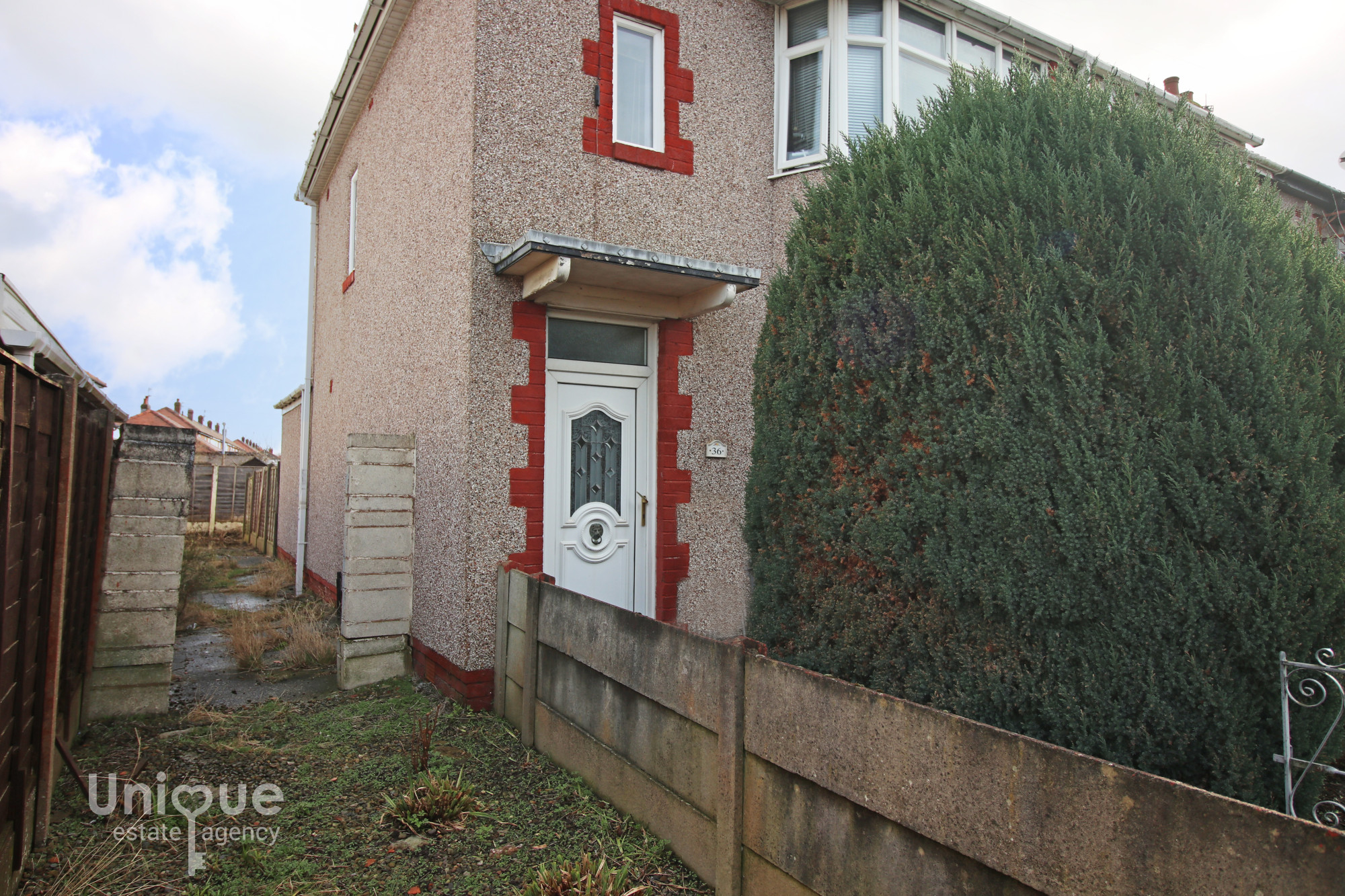 2 Bed End of terrace Coniston Avenue ThorntonCleveleys FY5 Unique Estate Agency