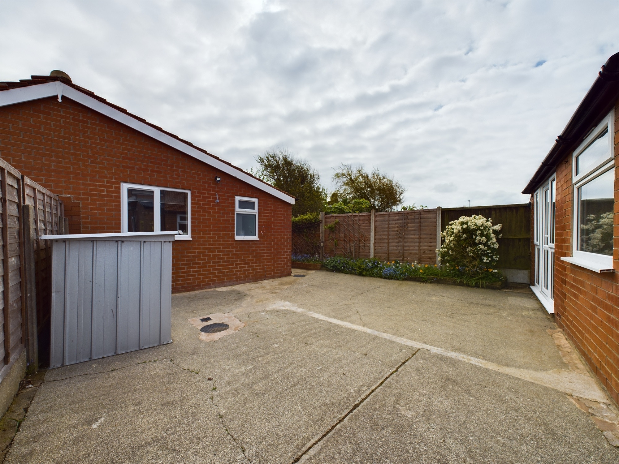 3 Bed Bungalow Fleetwood Road ThorntonCleveleys FY5 Unique Estate Agency