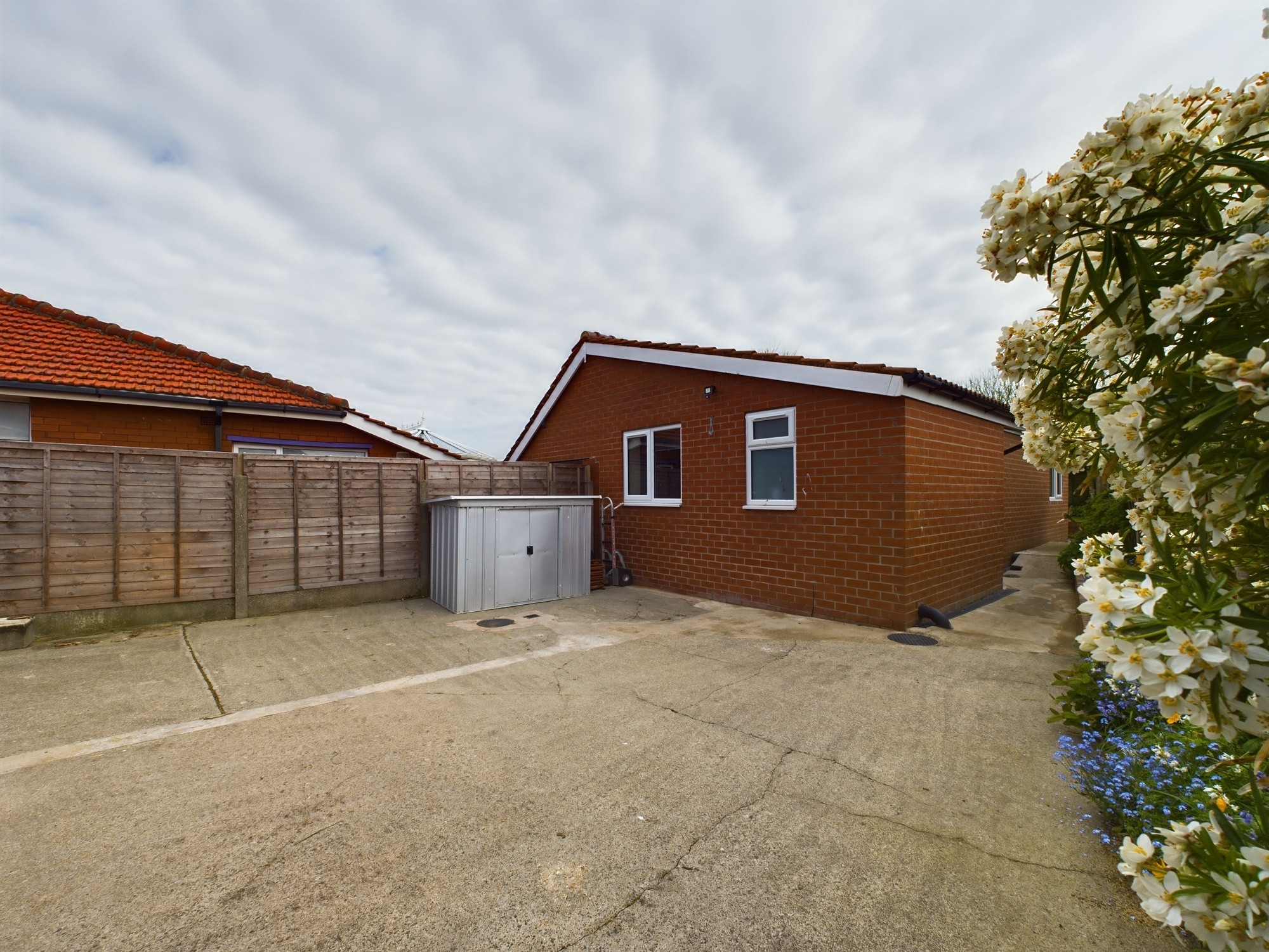 3 Bed Bungalow Fleetwood Road ThorntonCleveleys FY5 Unique Estate Agency
