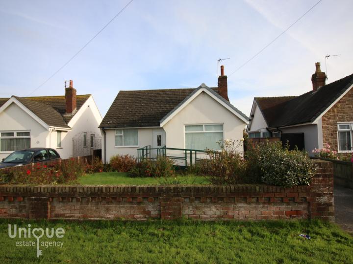 2 Bed Bungalow The Strand Fleetwood FY7 Unique Estate Agency