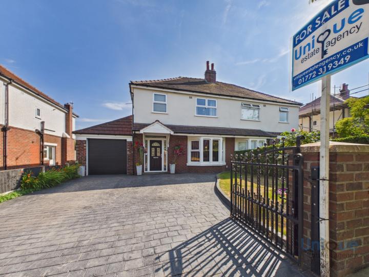 Dowbridge