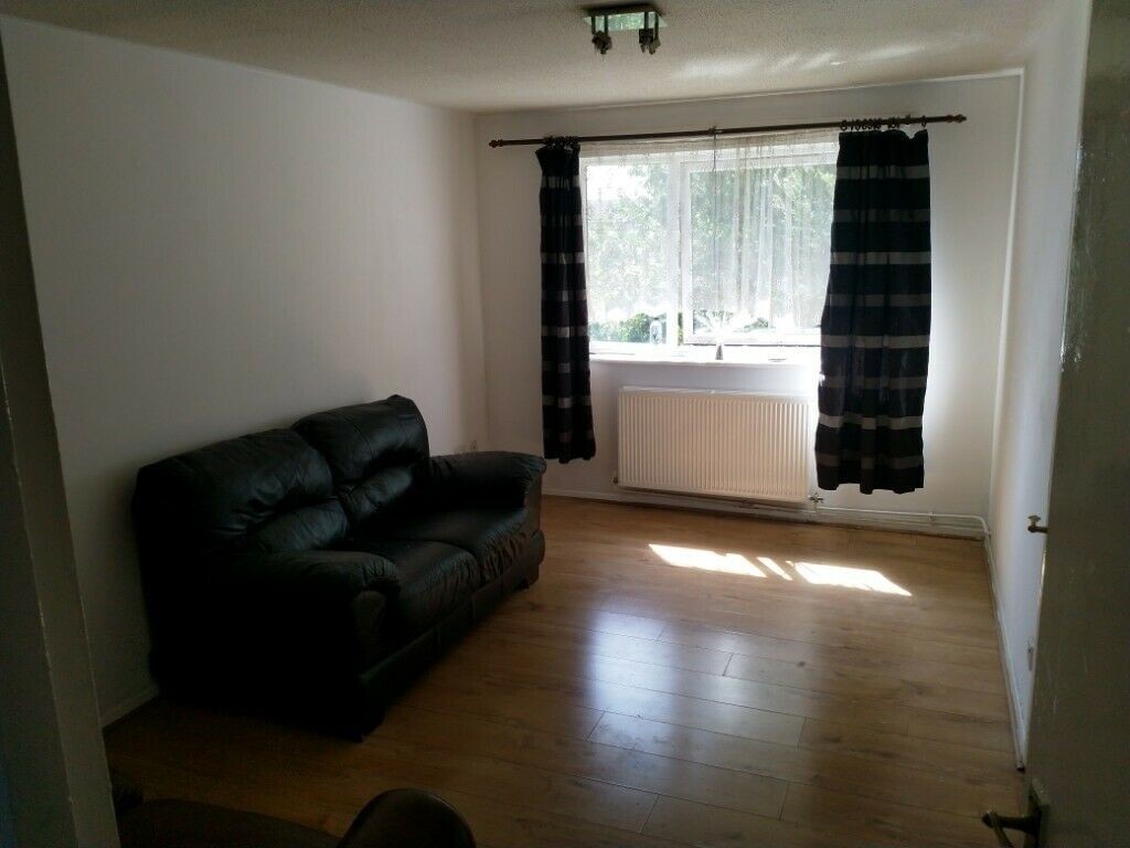 Gurney Close, IG11 8LB