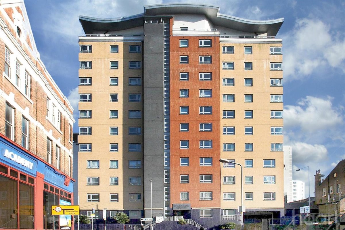 Hainault Street, IG1 4GZ