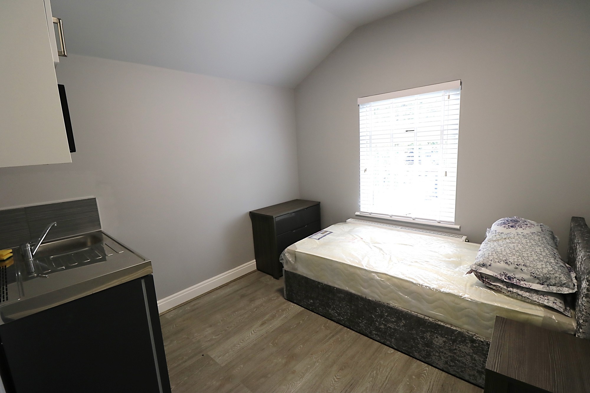 Thorold Road, IG1 4EX