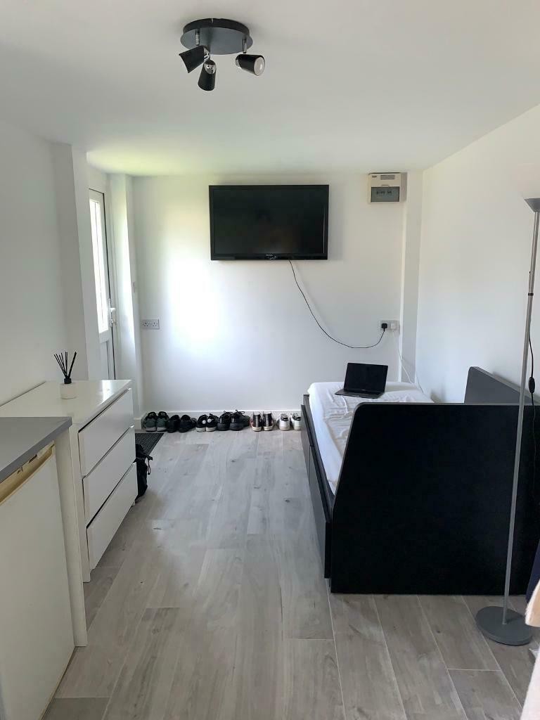 Maplestead Road, RM9 4XH