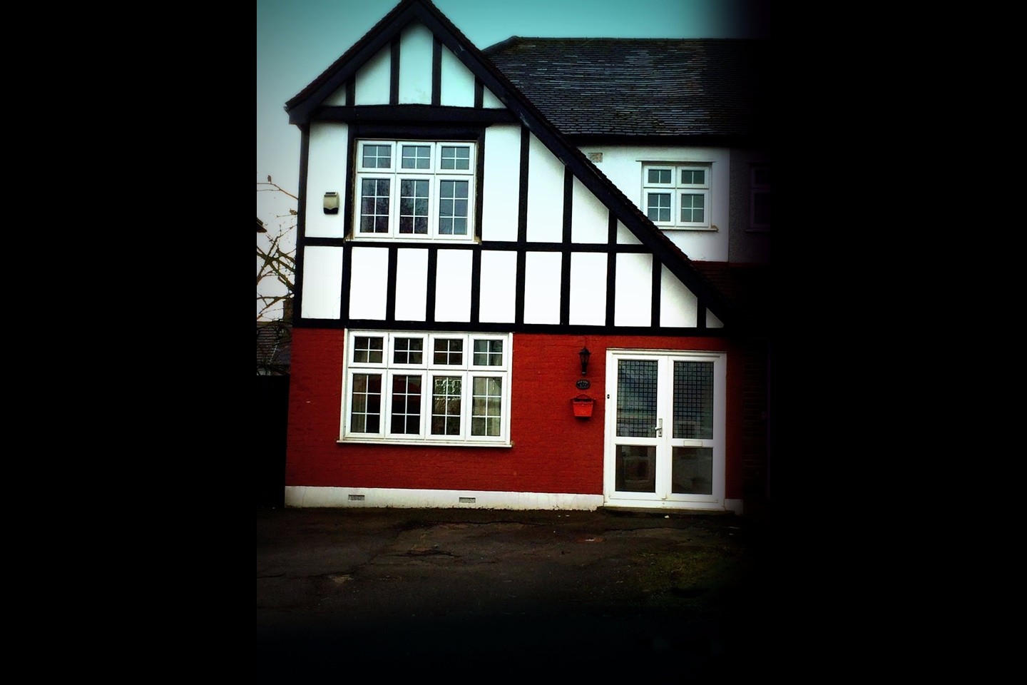 Otley Drive, IG2 6QY