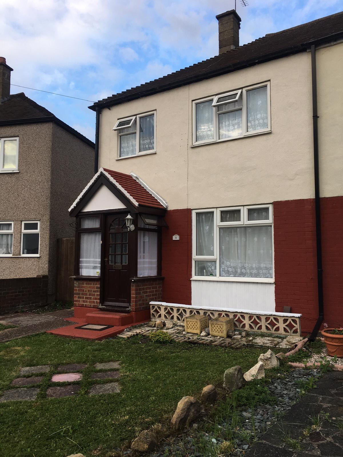 Curzon Crescent, ig11 0jy